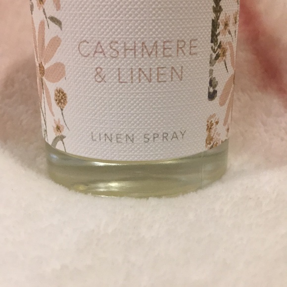 Sand + Fog Scented Cashmere & Linen Linen Room Spray NWT 107ml Sand +Fog Home - Picture 5 of 16